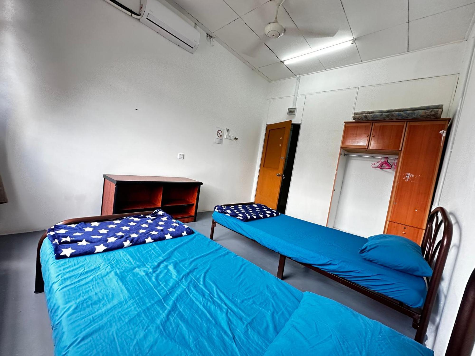 Jiaxin Dormitory - Puteri Wangsa 家馨旅舍 Ulu Tiram Exterior foto