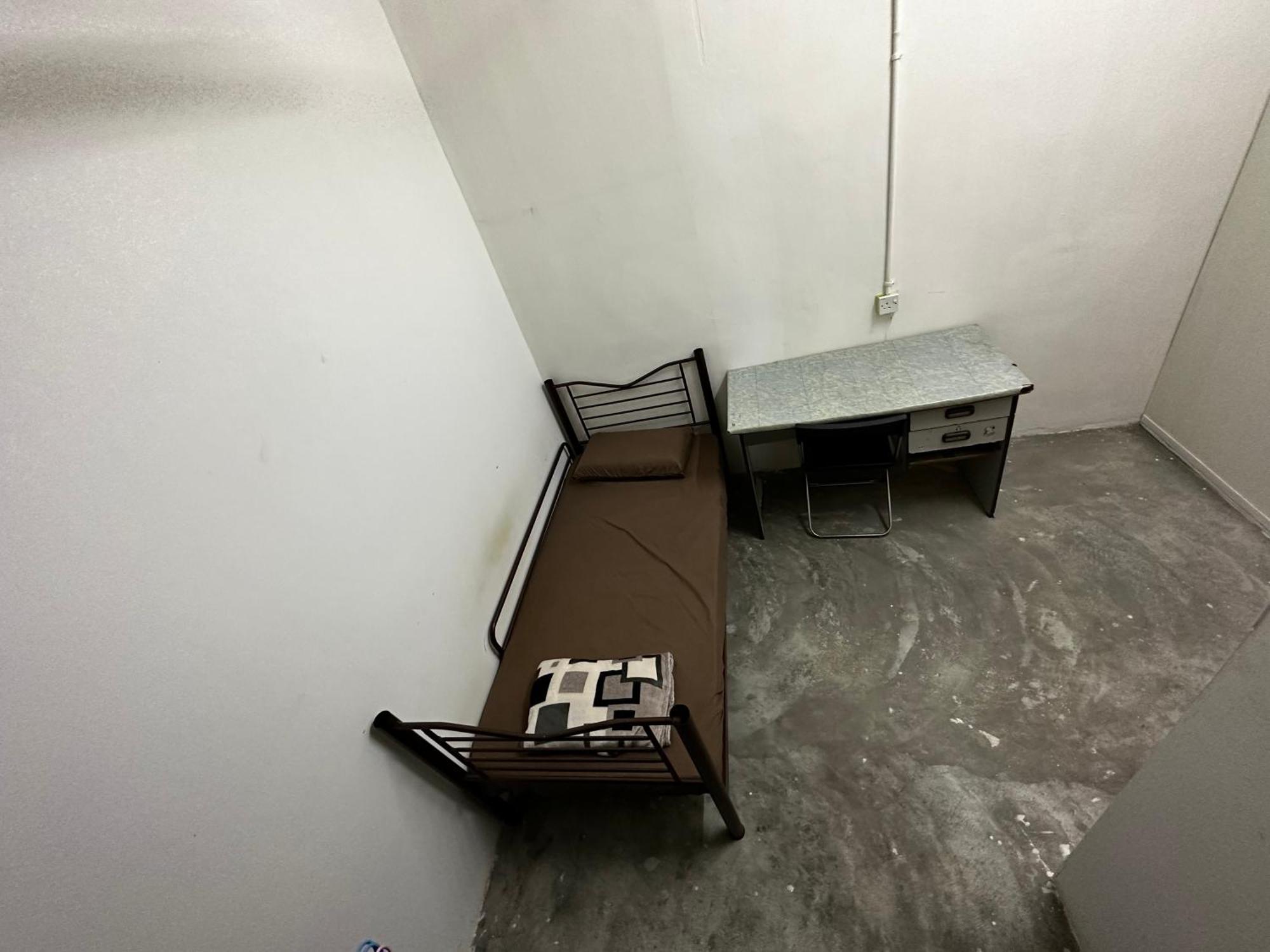 Jiaxin Dormitory - Puteri Wangsa 家馨旅舍 Ulu Tiram Exterior foto